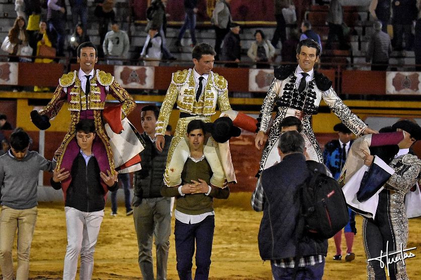 Corrida Ubrique Portada Buena