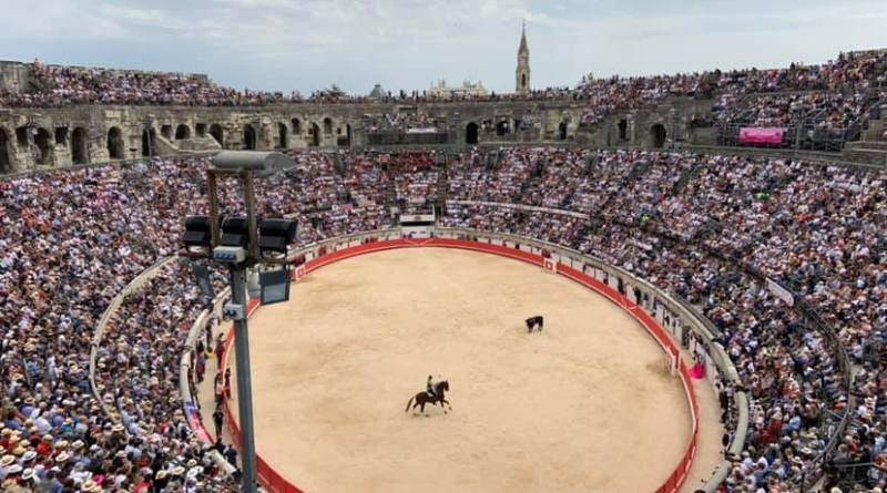 Corrida rejones Nimes