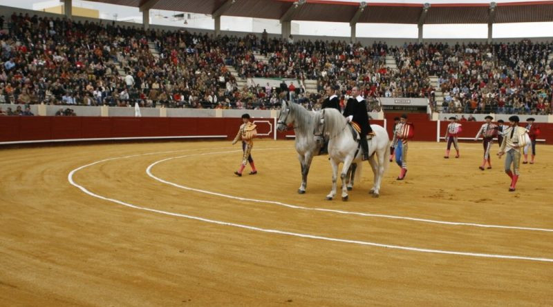 Plaza Moron Lances (1)