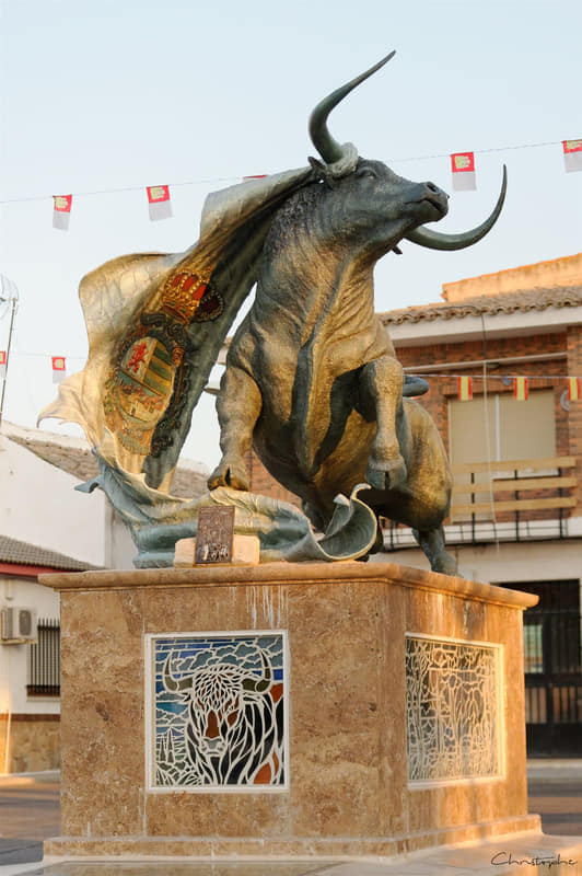 Monumento Homenaje al Toro de Lidia en Villaseca de la Sagra