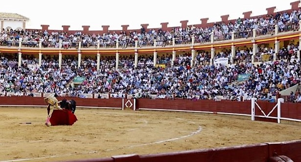 PLAZAA DE TORS CUENCA.PRENSA