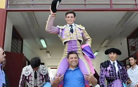 Sergio Rodru00edguez. novillero. El u00c4lamo